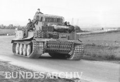 Tiger 243 arrives in Tunisia 