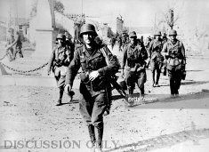 Thumbnail image: German troops in central Tebourba