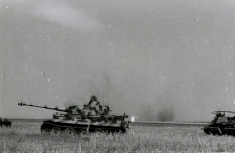 An image in which this chassis appears
