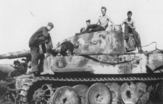 An image in which this chassis appears