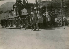 An image in which this chassis appears