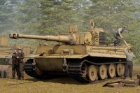 The box-art for the 'Pz.Kpfw.VI Tiger 1 Early' from Hobby Boss