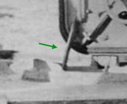 Hatch arm
