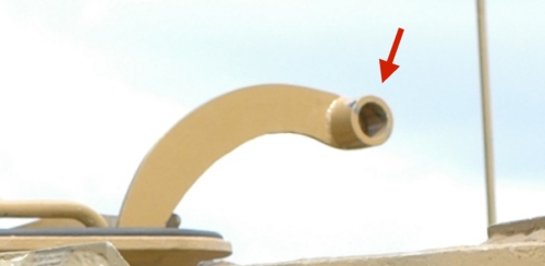 Modern hatch arm 131