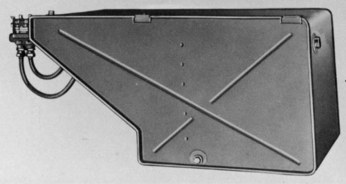 Lower right-hand fuel tank Lower right-hand fuel tank