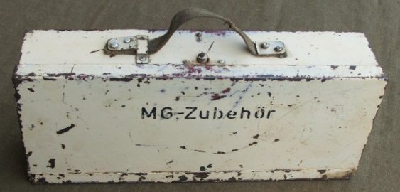 MG accessories box
