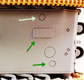 Engine ports for a HL320