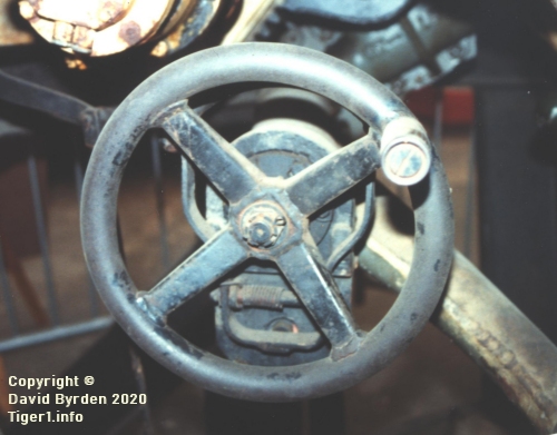 Tiger elevation handwheel